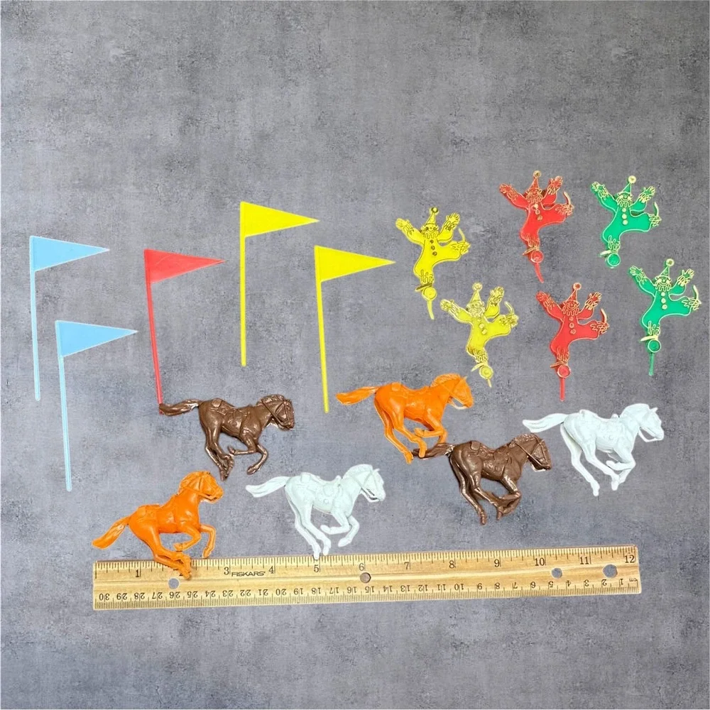 HTF Vintage MCM Retro Wilton 930 Carousel‎ Cake Topper Set Horses/Clowns Circus